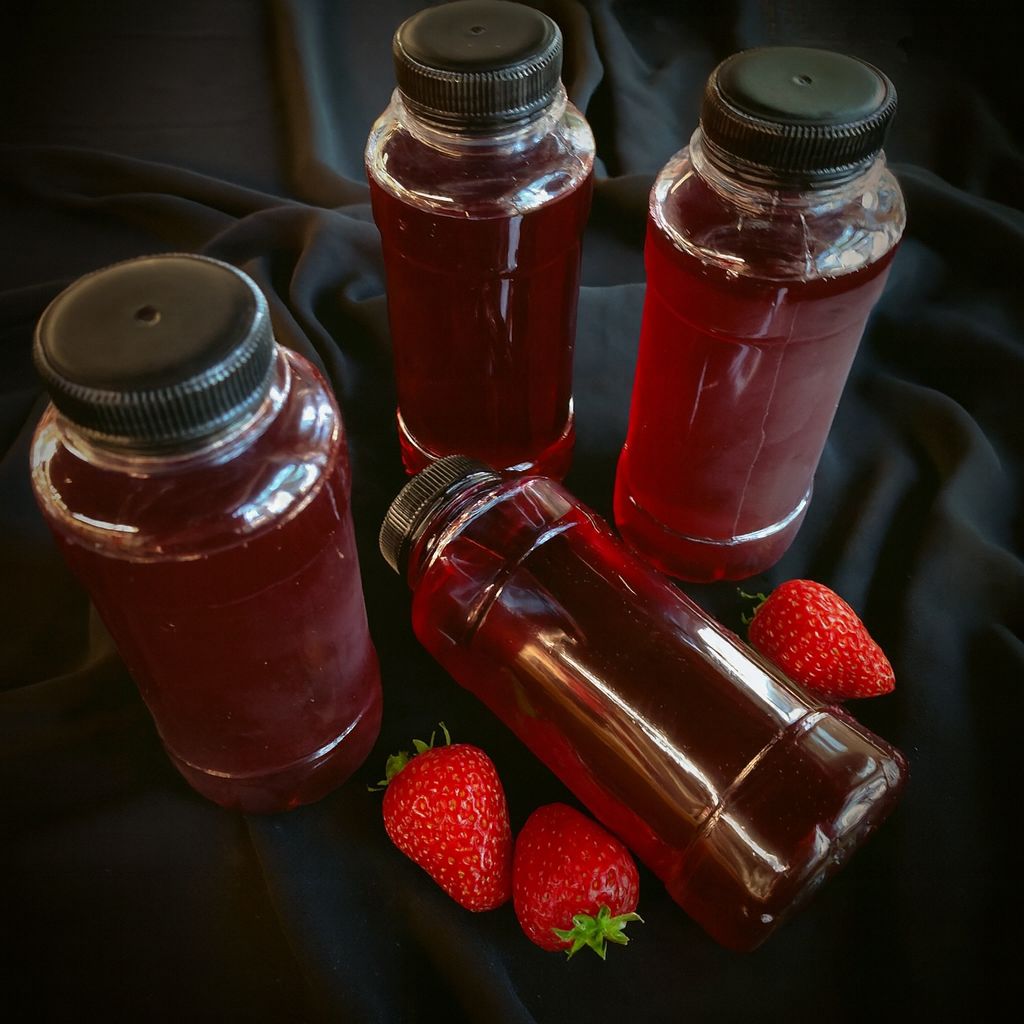 Клубнично-вишнёвый компот с мятой